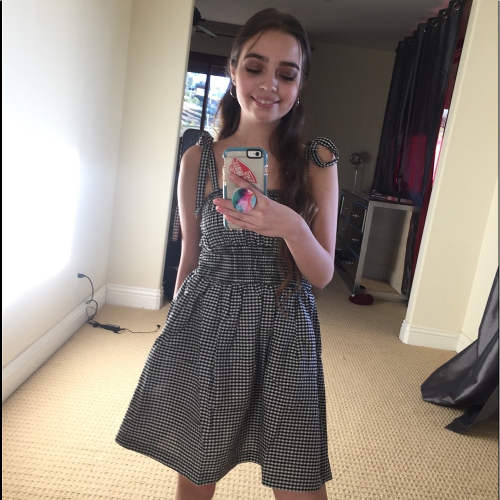 Forever 21 Gingham Sun Dress - Picture 5 of 5